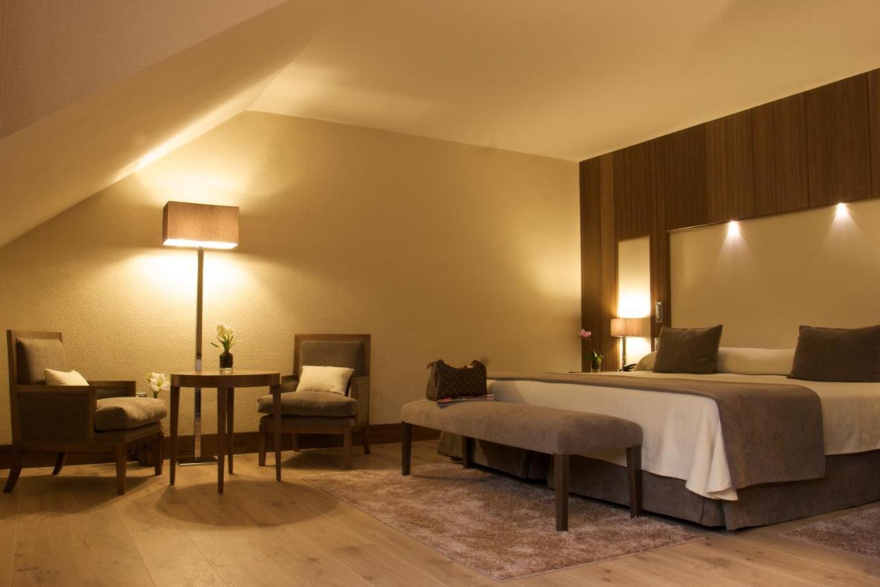 Gran Hotel Balneario De Puente Viesgo Room photo