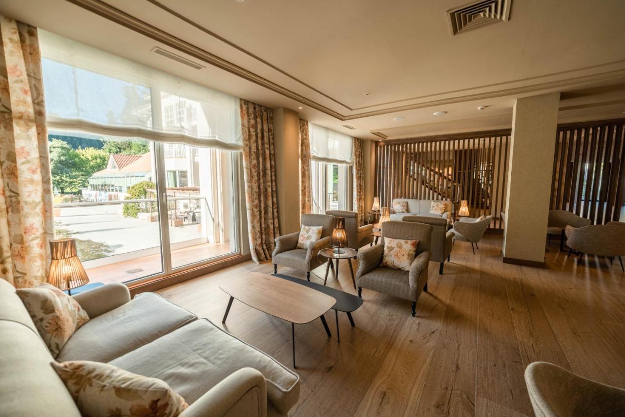 Gran Hotel Balneario De Puente Viesgo Exterior photo