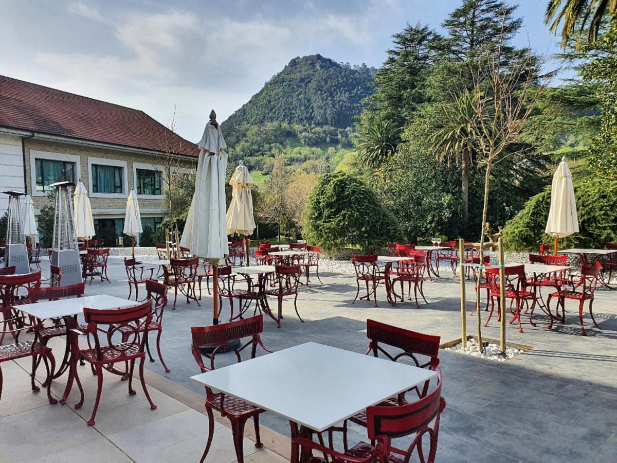Gran Hotel Balneario De Puente Viesgo Exterior photo