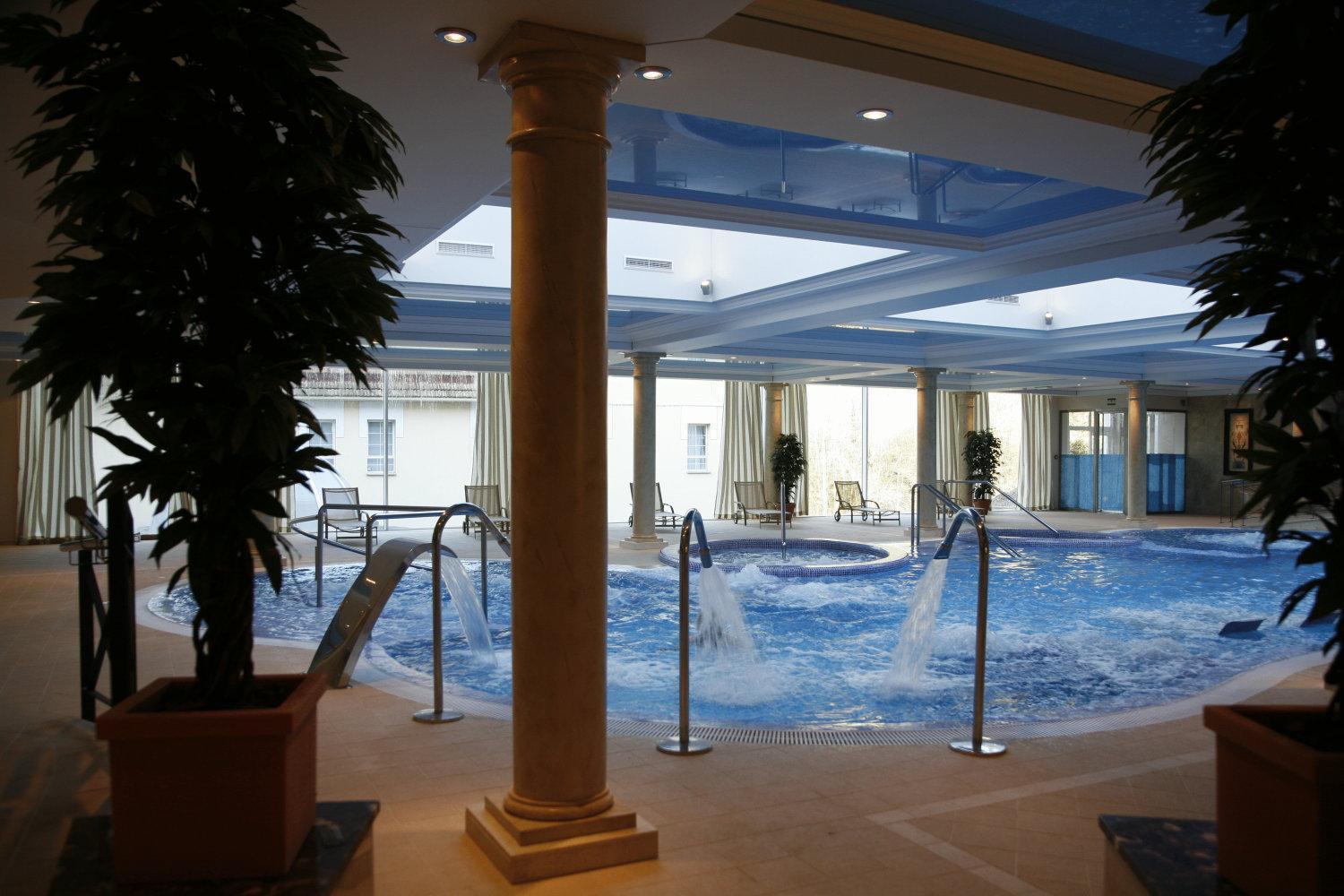 Gran Hotel Balneario De Puente Viesgo Exterior photo